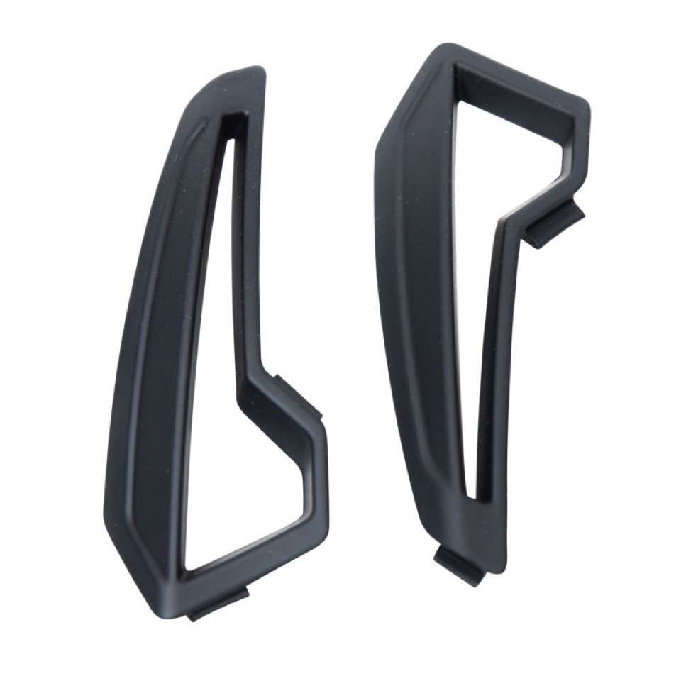 Zadnja ventilacija iXS 114 črna matt