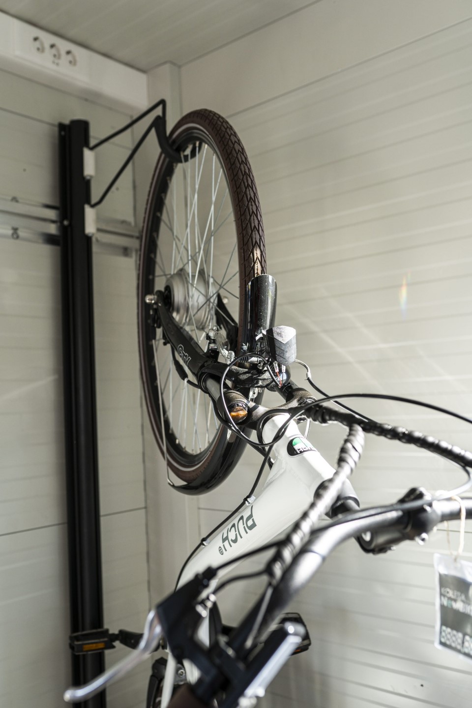 Dvigalo za kolo Velolift